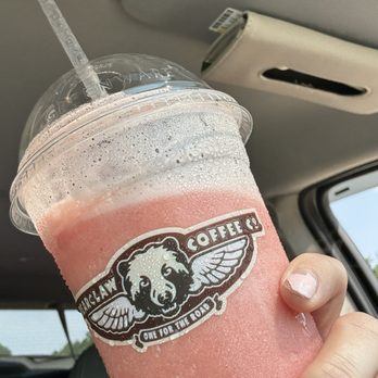 Bearclaw Coffee Co. - Strawberry Banana Smoothie - Coffee & Tea Near Me - Dexter, Michigan