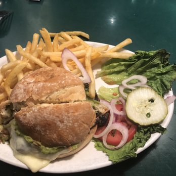 Red Lion - Bars Near Me - Vail, Colorado