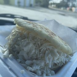 Jax Arepa - Cheese arepa