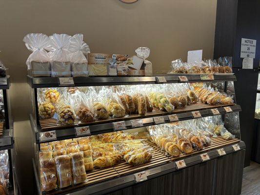 Sunmerry Bakery by null