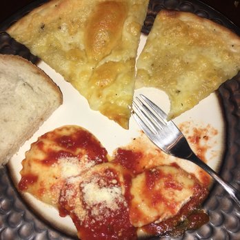 Café Roma - Ravioli and white pizza - Italian Near Me - Gaithersburg, Maryland Café Roma - Ravioli and white pizza - Italian Near Me - Gaithersburg, Maryland