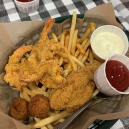 4 Shrimp / 1 Catfish Fillet