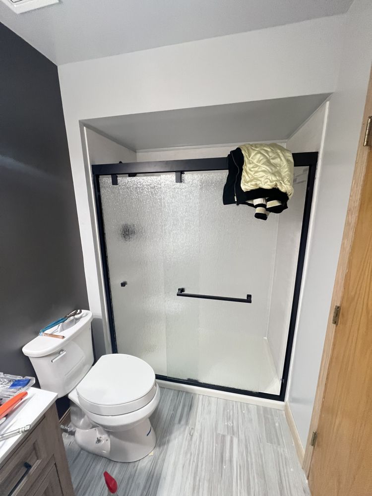 Slide of D&D plumbing and Remodeling