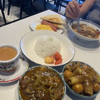 Chrisly Cafe - Hong Kong Style Cafe Near Me - Markham, Ontario