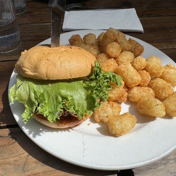 Cornucopia Restaurant - Burger - Beer Gardens Near Me - Eugene, Oregon
