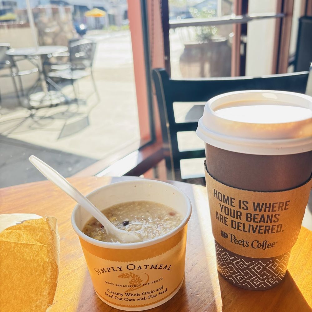 Peet’s Coffee - Peet's oatmeal is also one of my favorites. The toasted almonds and dried cranberries are so yummy and add the perfect texture and flavor. - Coffee & Tea Near Me - Yorba Linda, California