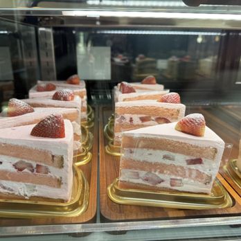 Bon Créme - Desserts Near Me - Beaverton, Oregon Bon Créme - Desserts Near Me - Beaverton, Oregon