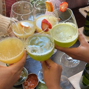 Hugo's Invitados - Mimosa - Seafood Near Me - Irving, Texas Hugo's Invitados - Mimosa - Seafood Near Me - Irving, Texas