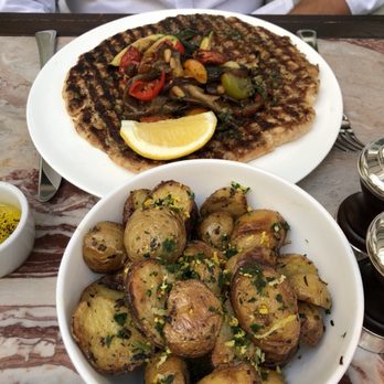 Cecconi's Miami Beach - chicken paillard and roasted potatoes - Italian Near Me - Miami Beach, Florida