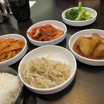 Hongdae Korean Restaurant - Side dishes - Korean Near Me - Richmond Hill, Ontario Hongdae Korean Restaurant - Side dishes - Korean Near Me - Richmond Hill, Ontario