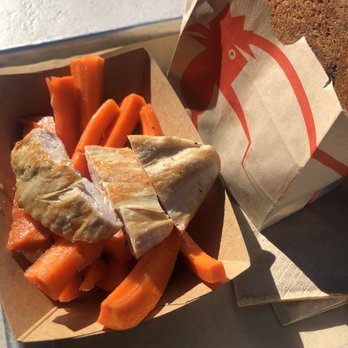 The Crack Shack - Kids grilled chicken with carrots and cookie. Not much chicken. The cookie was giant and amazingly good. Kids meal is only $7 - New American Near Me - Encinitas, California