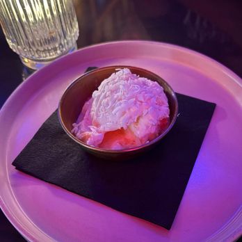Miss Saigon - Mango Sticky Rice Ice Cream - Lounges Near Me - Philadelphia, Pennsylvania
