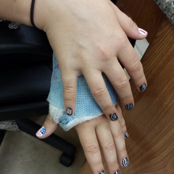 Montecito Nails - Nail Salons Near Me - San Rafael, California