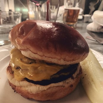 Au Cheval - Single Cheeseburger - Bars Near Me - Chicago, Illinois
