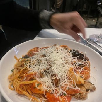 MA'S Italian Kitchen - Italian Near Me - Burbank, California