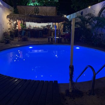 oOstel Smart Hostel Tulum Pueblo - Pool #2 and Aguacote Límon vegan Mexican restaurant - Hostels Near Me - Tulum, ROO