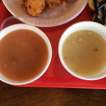 Flo's Clam Shack - Red and Classic Clear Clam Chowders - Seafood Near Me - Middletown, Rhode Island