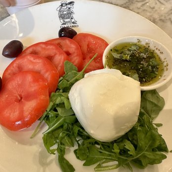 Da Mario Restaurant - Moz and tomato - Italian Near Me - London, XGL Da Mario Restaurant - Moz and tomato - Italian Near Me - London, XGL