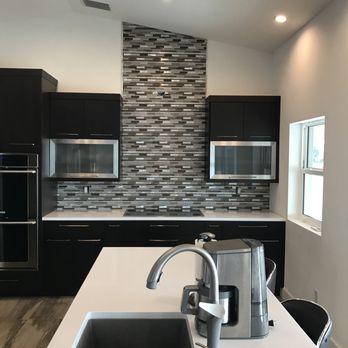 Sublime Stone and Tile - a modern kitchen - Flooring Near Me - Stuart, Florida Sublime Stone and Tile - a modern kitchen - Flooring Near Me - Stuart, Florida