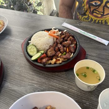 INTL Kitchen - Sizzling rice plate - Asian Fusion Near Me - Milpitas, California INTL Kitchen - Sizzling rice plate - Asian Fusion Near Me - Milpitas, California