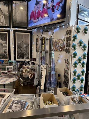 Where to Shop for Authentic NYC Souvenirs
