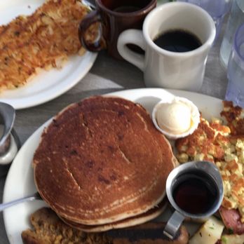 Millie's Cafe - Pasadena - Delicious vegan breakfast options, pancakes with apple sausage and potatoes. Tofu scramble with side of hash browns. - Breakfast & Brunch Near Me - Pasadena, California