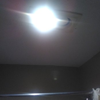 Americas Best Value Inn Plattsburgh - Light in bathroom won't go out - Hotels Near Me - Plattsburgh, New York Americas Best Value Inn Plattsburgh - Light in bathroom won't go out - Hotels Near Me - Plattsburgh, New York
