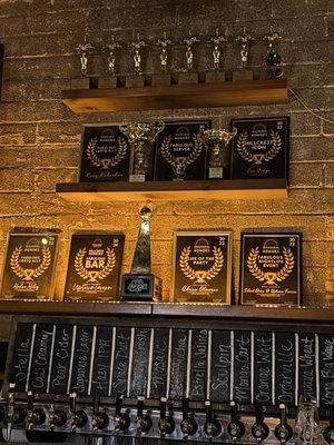 Uptown Tavern by null