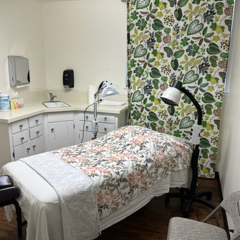 STCM Clinic - Treatment Room - Acupuncture Near Me - Sunnyvale, California STCM Clinic - Treatment Room - Acupuncture Near Me - Sunnyvale, California