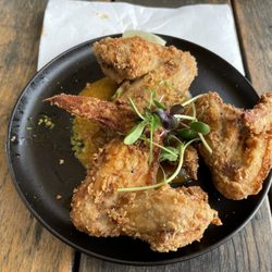 Charlie's - Chicken wings