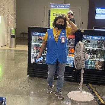 Walmart - The person who placed my ID on the scanner instead of back in my hands like I gave it to her. - Grocery Near Me - Honolulu, Hawaii Walmart - The person who placed my ID on the scanner instead of back in my hands like I gave it to her. - Grocery Near Me - Honolulu, Hawaii