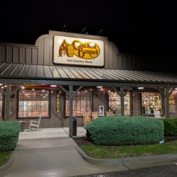 5:20am at the Cracker Barrel in Okatie