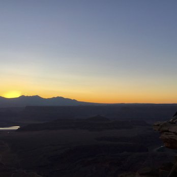 Dead Horse Point State Park - September sunrise - Hiking Near Me - Moab, Utah Dead Horse Point State Park - September sunrise - Hiking Near Me - Moab, Utah