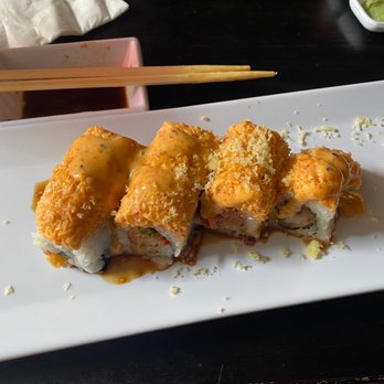 Sushi Junai - Salmon Holic Special Roll - Sushi Bars Near Me - Austin, Texas