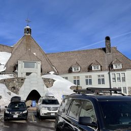 Exterior outside entrance of Timberline Lodge - Government Camp, Oregon Exterior outside entrance of Timberline Lodge - Government Camp, Oregon