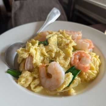 Joy Dumpling - Shrimps with scrambled eggs - Chinese Near Me - Cupertino, California Joy Dumpling - Shrimps with scrambled eggs - Chinese Near Me - Cupertino, California