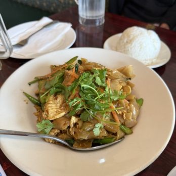 The Original Sab-E-Lee - Pad Pad-See-Ewe () - Asian Fusion Near Me - San Diego, California