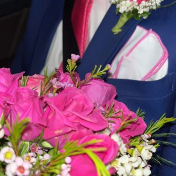 Jazzy Flowers - bouquet #1 - Florists Near Me - Chicago, Illinois Jazzy Flowers - bouquet #1 - Florists Near Me - Chicago, Illinois