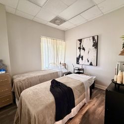 NeuroSpa - Head spa room. (Couples can use this room, although I went alone.)