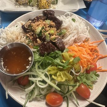 5ive Spice - Shaking Beef Bun/Com - Vietnamese Near Me - New York, New York
