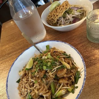 Thai Peacock - Pad Thai and khao soy - Thai Near Me - Portland, Oregon Thai Peacock - Pad Thai and khao soy - Thai Near Me - Portland, Oregon