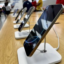 Apple Lynnhaven Mall