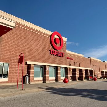 Target - Outside - Department Stores Near Me - Aurora, Ohio