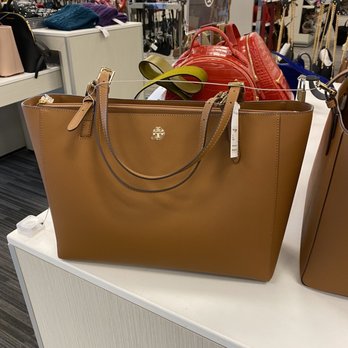 Nordstrom Rack - Hey pretty! Got my eye on you! - Shoe Stores Near Me - Mt. Pleasant, South Carolina