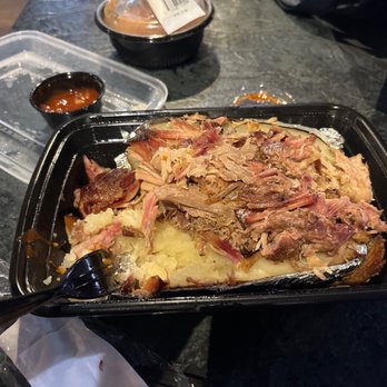Waldo's BBQ - Pulled Pork on Baked Potato - Barbeque Near Me - Mesa, Arizona Waldo's BBQ - Pulled Pork on Baked Potato - Barbeque Near Me - Mesa, Arizona