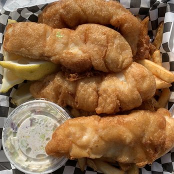 Cool Cat Cafe - Fish and chips - American Near Me - Pismo Beach, California
