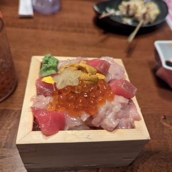 Juju - Chirashi - Japanese Near Me - Orlando, Florida Juju - Chirashi - Japanese Near Me - Orlando, Florida