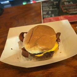 Red Dog Saloon Bar & Grill