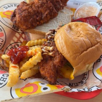 Dave's Hot Chicken - Chicken sliders and tenders - Chicken Shop Near Me - Bakersfield, California Dave's Hot Chicken - Chicken sliders and tenders - Chicken Shop Near Me - Bakersfield, California