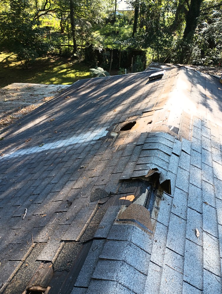 Slide of T & R Roofing